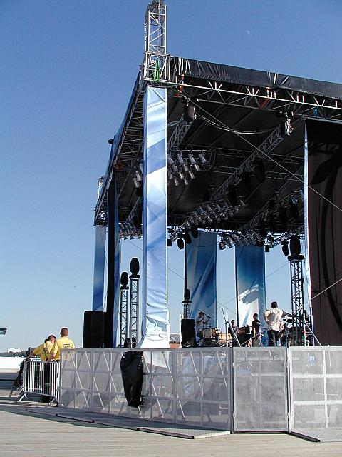 P7022792