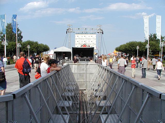 P7062211