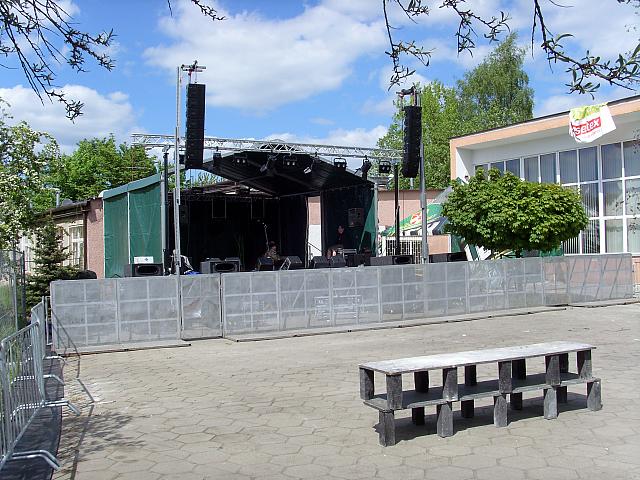 SI851700