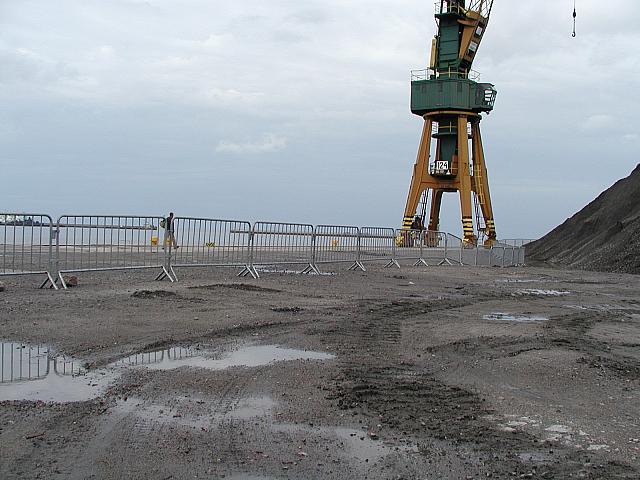 P6111844