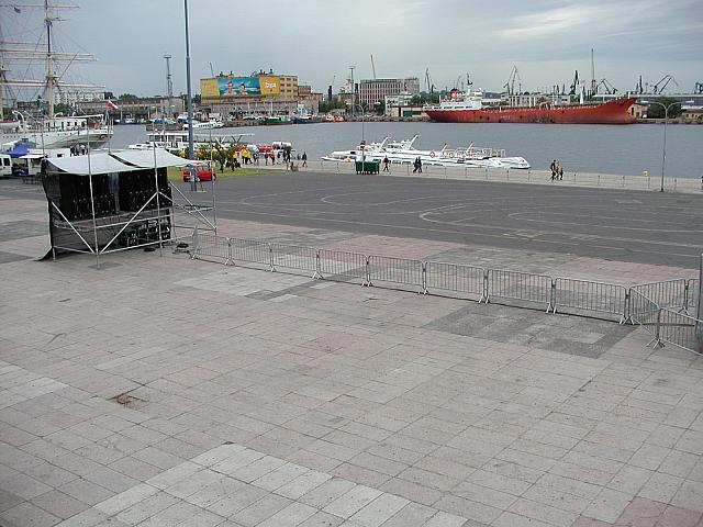 P6235822