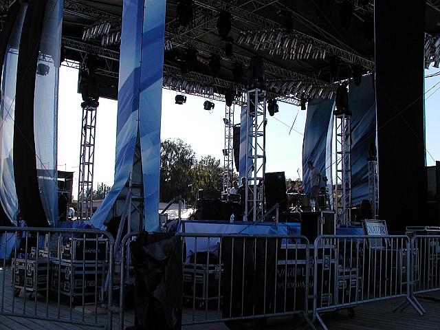 P7022786