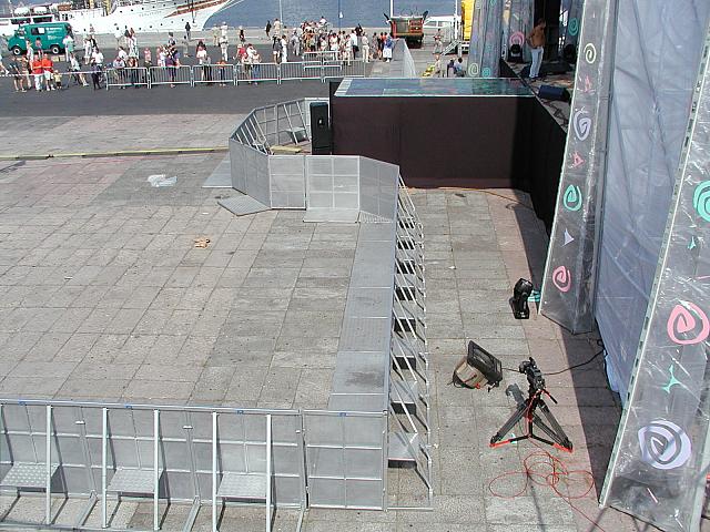 P8313416
